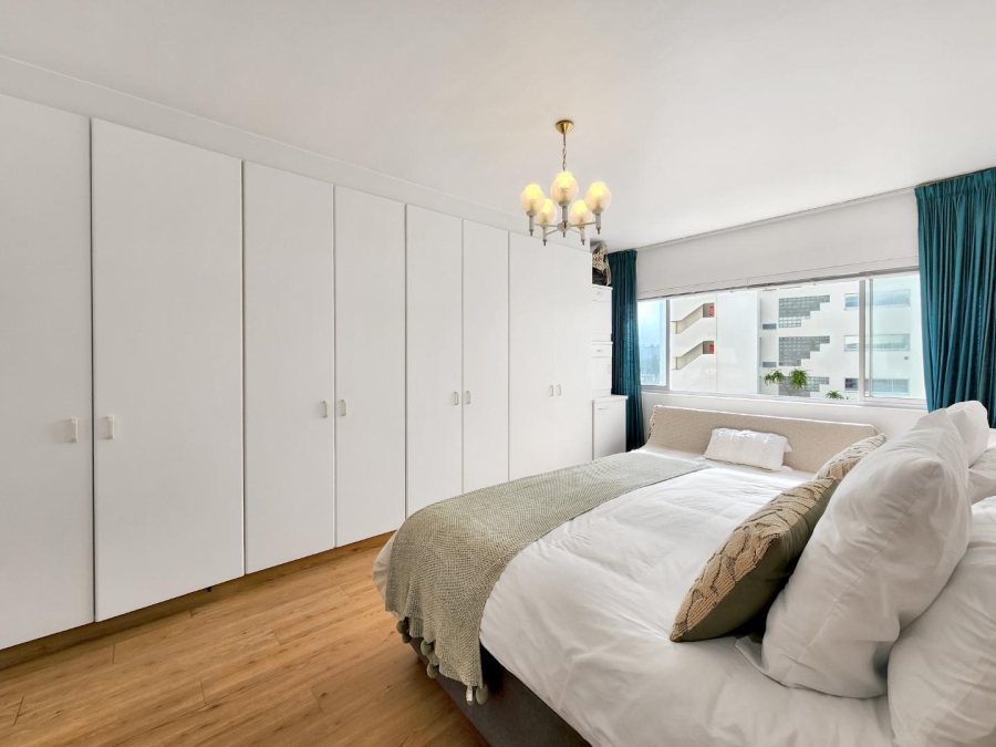 To Let 1 Bedroom Property for Rent in Sea Point Western Cape